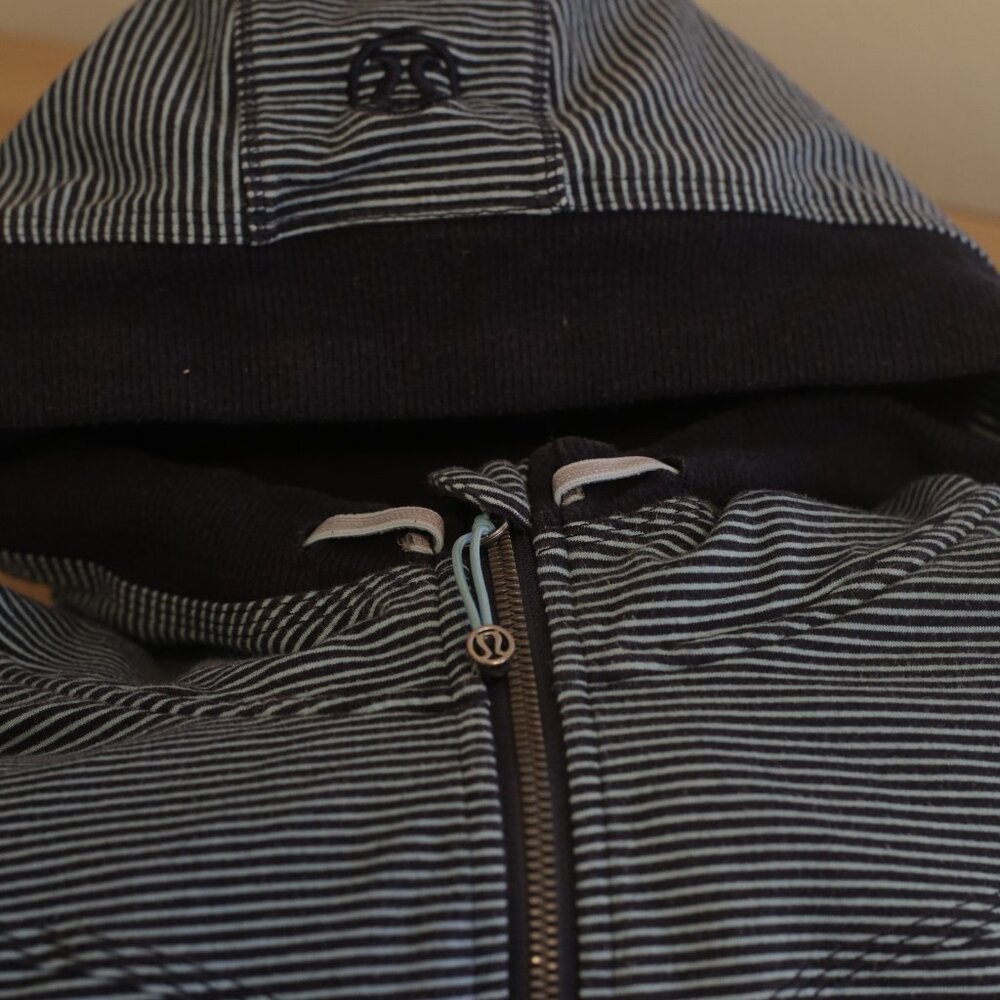 Lululemon Hoodie Size 8
